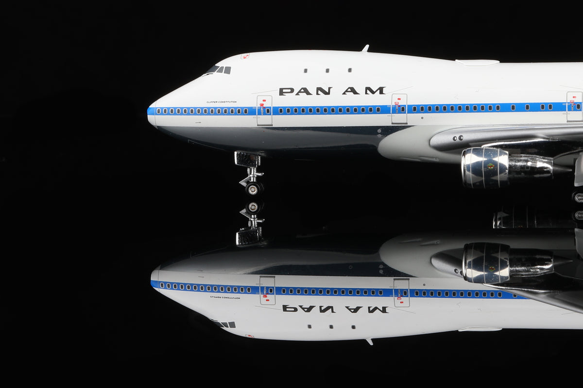 1/400 Pan Am B747-100 "Clipper Constitution" N735PA B551402P - image 4