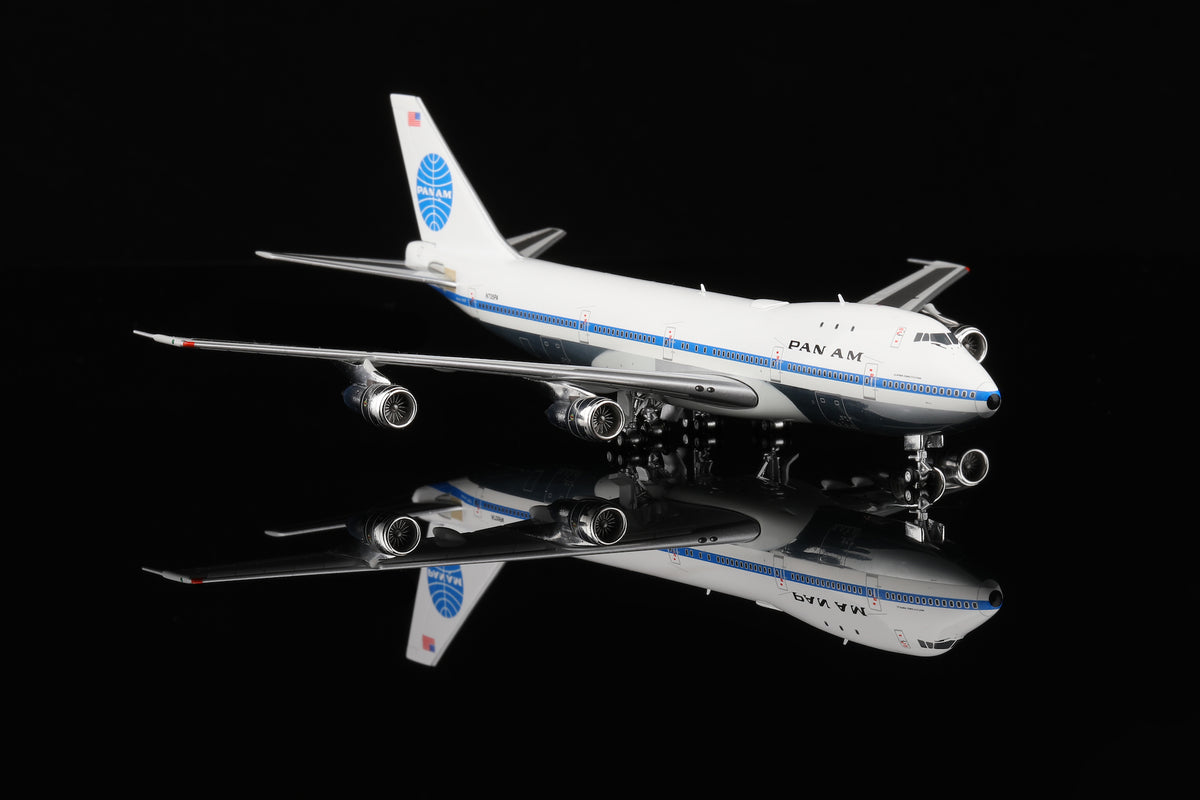 1/400 Pan Am B747-100 "Clipper Constitution" N735PA B551402P - image 6