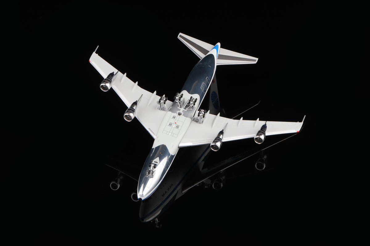 1/400 Pan Am B747-100 "Clipper Constitution" N735PA B551402P - image 9