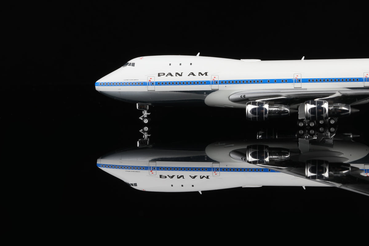1/400 Pan Am B747-100 "Clipper Young America" N733PA B551405P - image 4