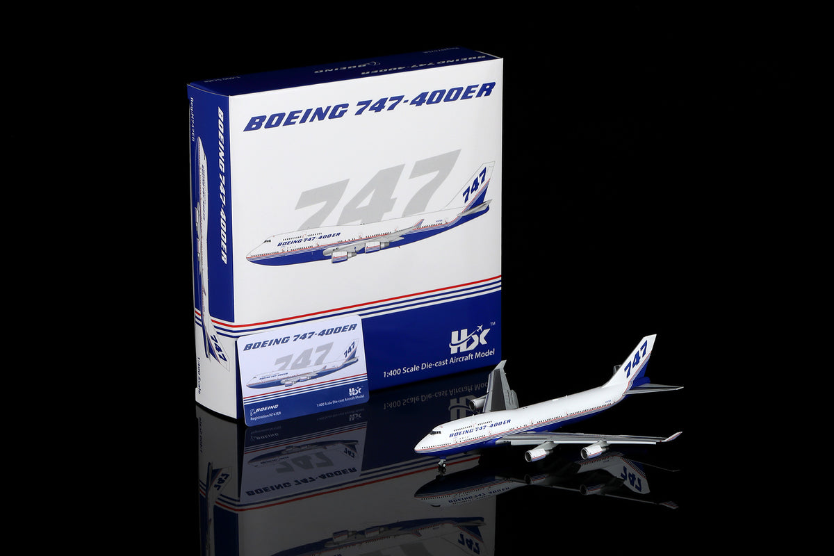 1/400 Boeing 747-400 Boeing Company N747ER B611601F Flaps Down - image 1