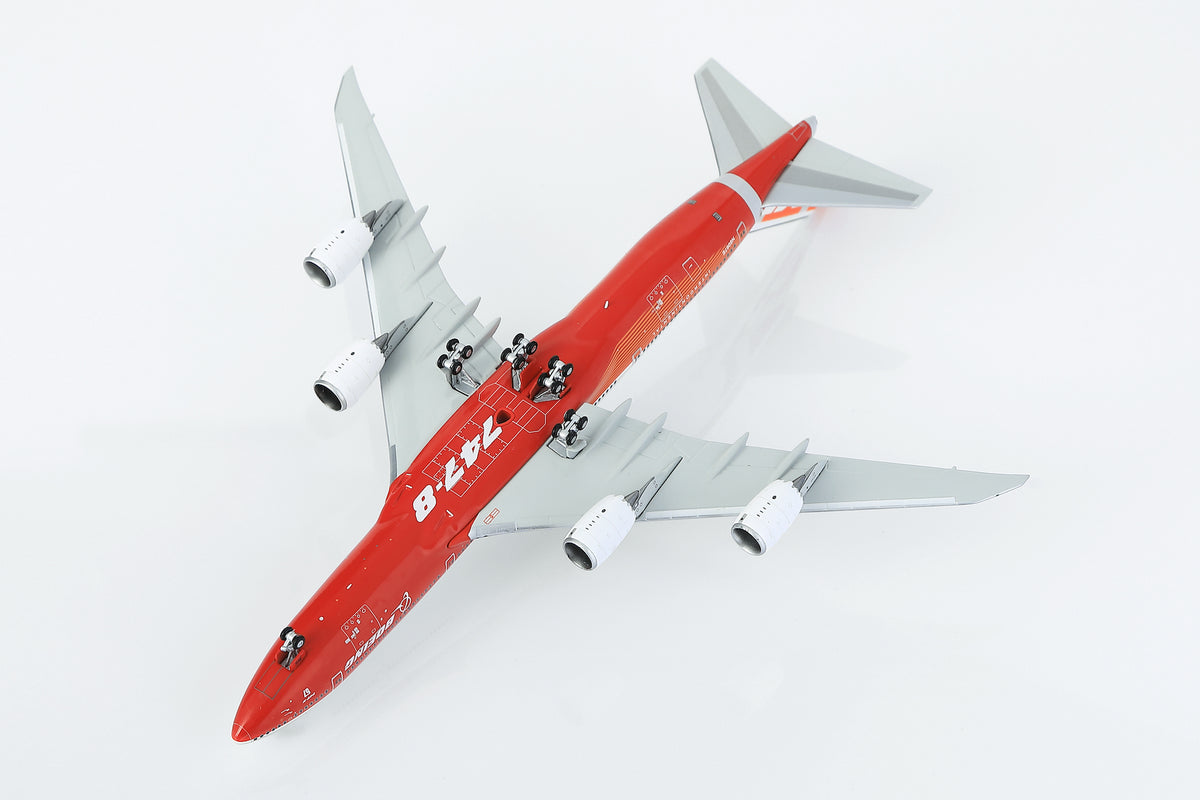 1/400 Boeing Company B747-8 Red "House livery" B631002 - image 5