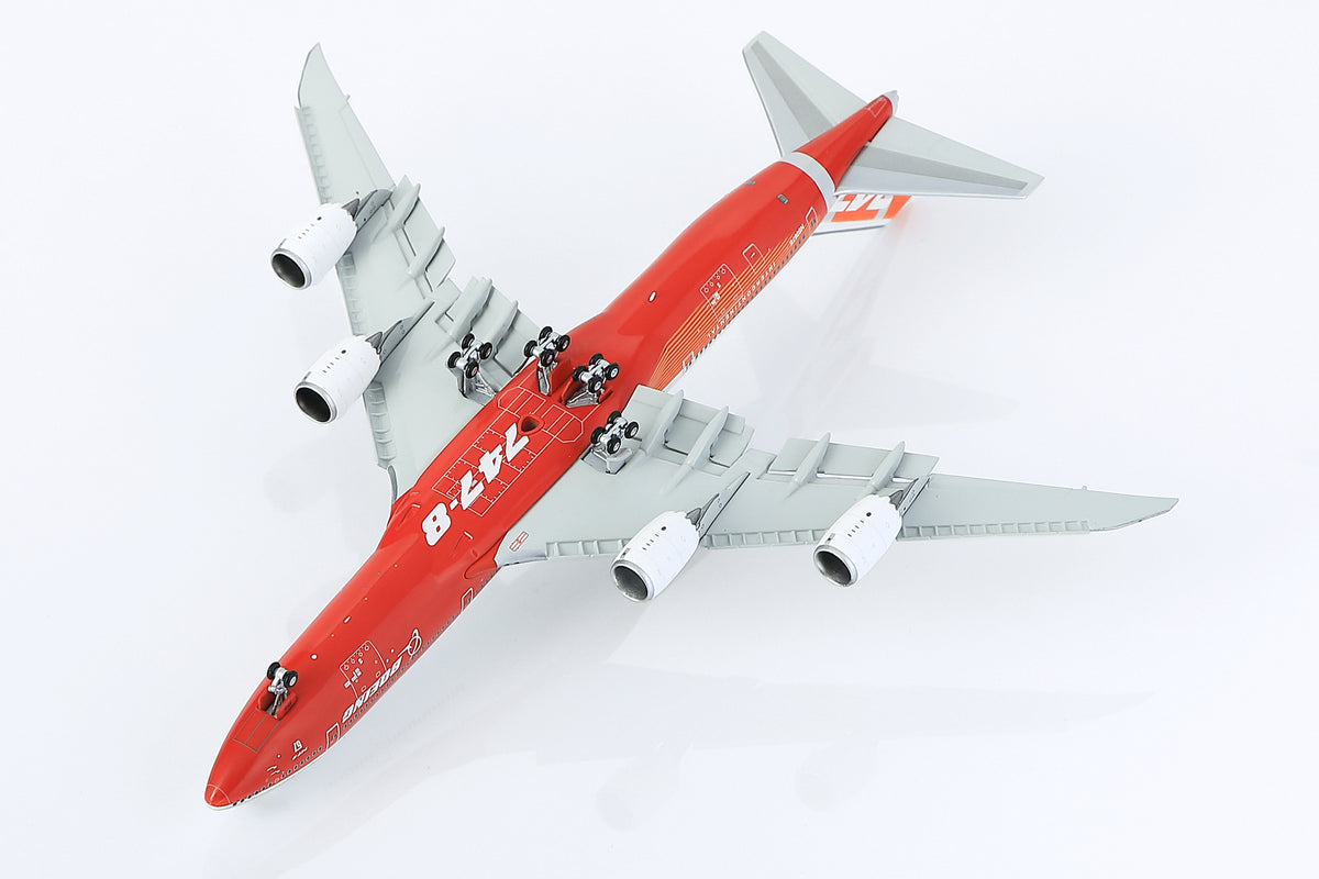 1/400 Boeing Company B747-8 Red "House livery" B631002 - image 8