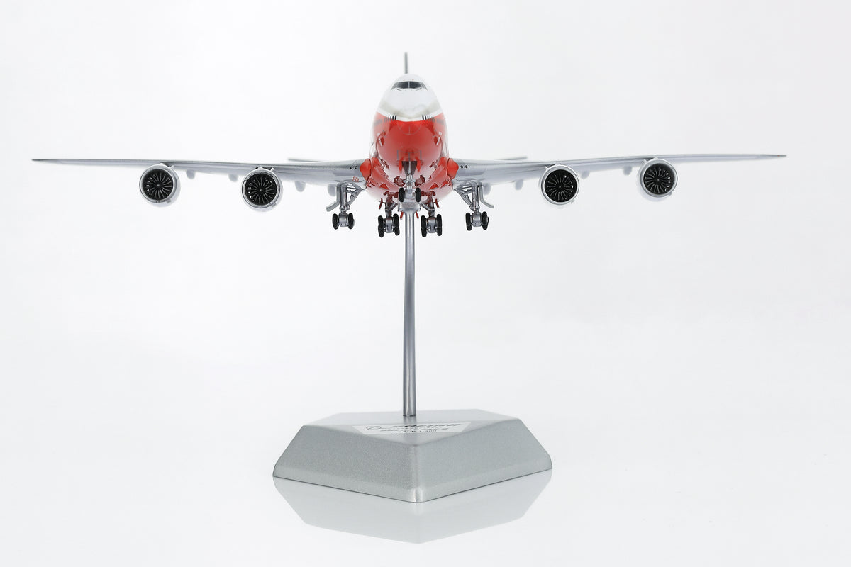 1/400 Boeing Company B747-8 Red "House livery" B631002 - image 10