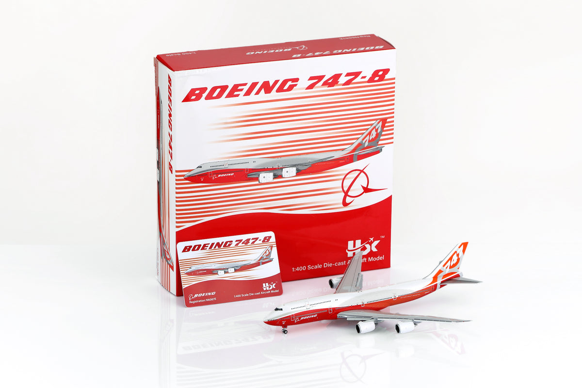 1/400 Boeing Company B747-8 Red "House livery" B631002F Flaps Down - image 1