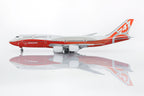 1/400 Boeing Company B747-8 Red "House livery" B631002F Flaps Down - image 2