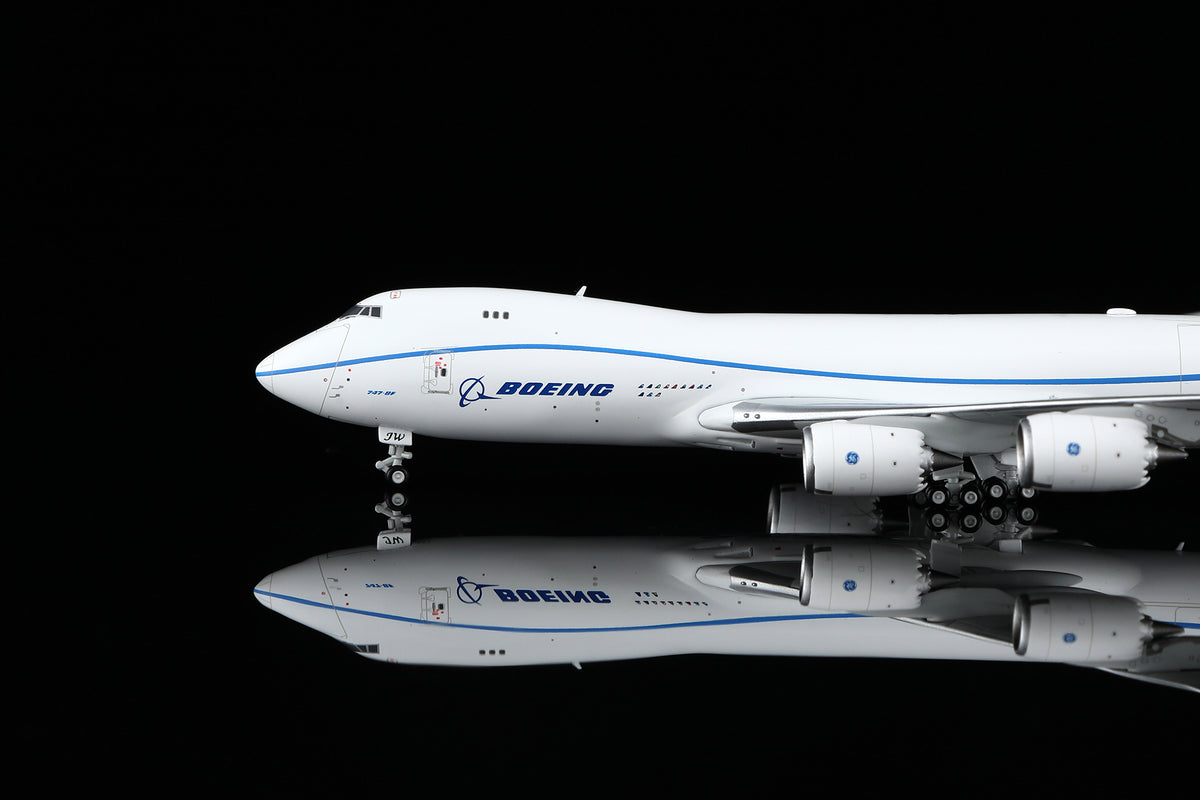 1/400 Boeing Company B747-8F B631004 - image 3