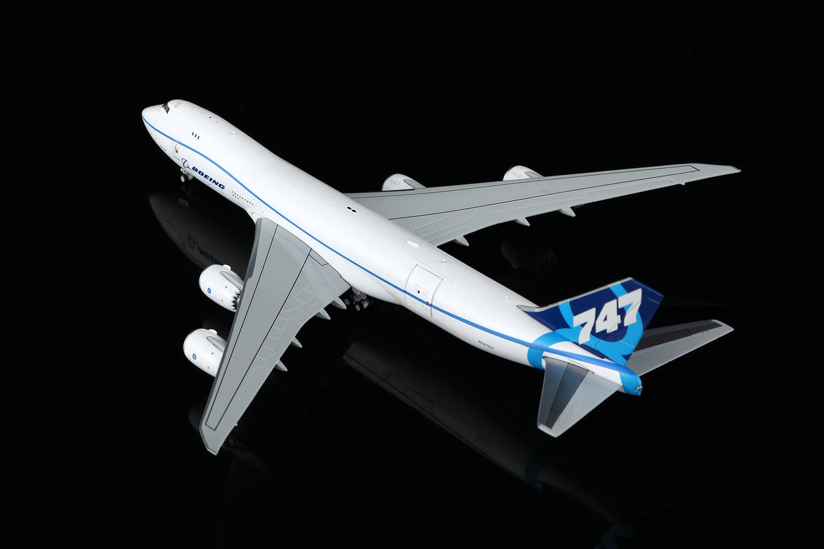 1/400 Boeing Company B747-8F B631004C Interactive Series - image 8