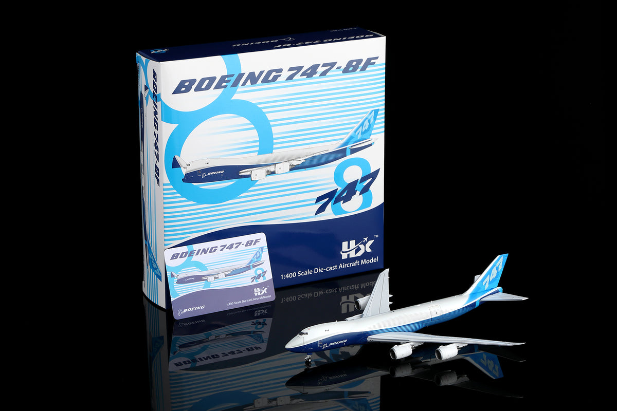 1/400 Boeing Company B747-8F B631005C Interactive Series - image 1