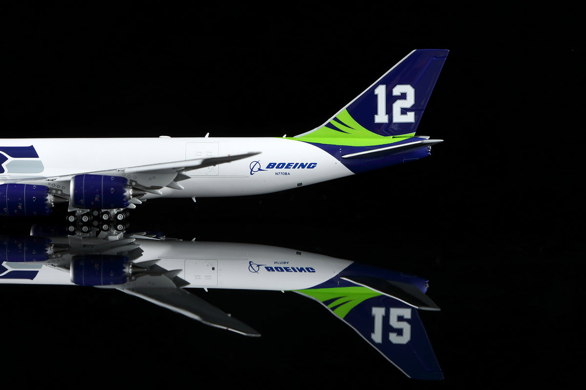 1/400 Boeing Company B747-8F N770BA B631006F Flaps Down - image 6