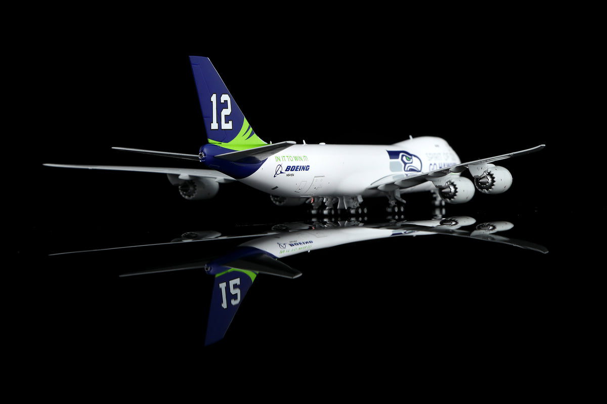 1/400 Boeing Company B747-8FN841BA B631007C Interactive Series - image 9