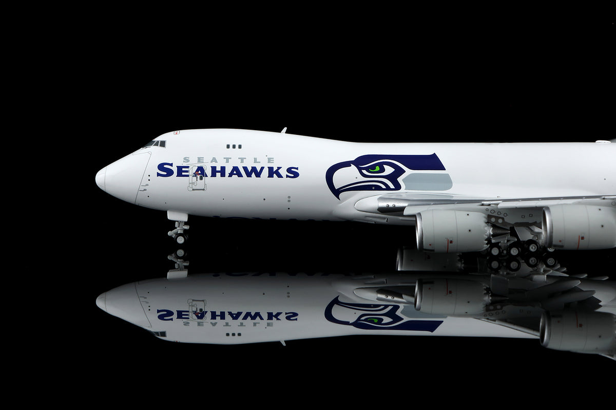 1/400 Boeing Company B747-8F N841BA B631007F Flaps Down - image 3