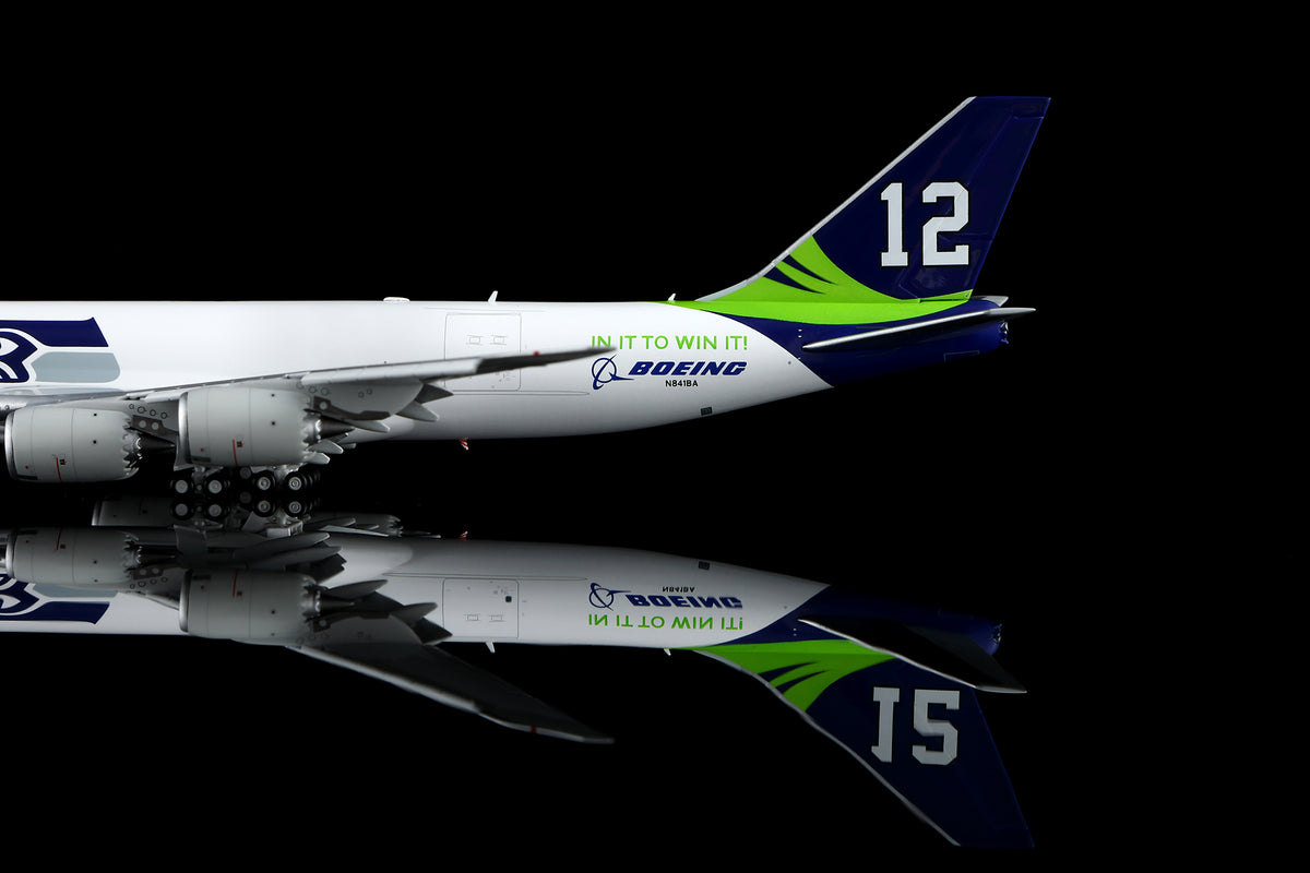 1/400 Boeing Company B747-8F N841BA B631007F Flaps Down - image 4