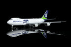1/400 Boeing Company B747-8F N841BA B631007F Flaps Down - image 5