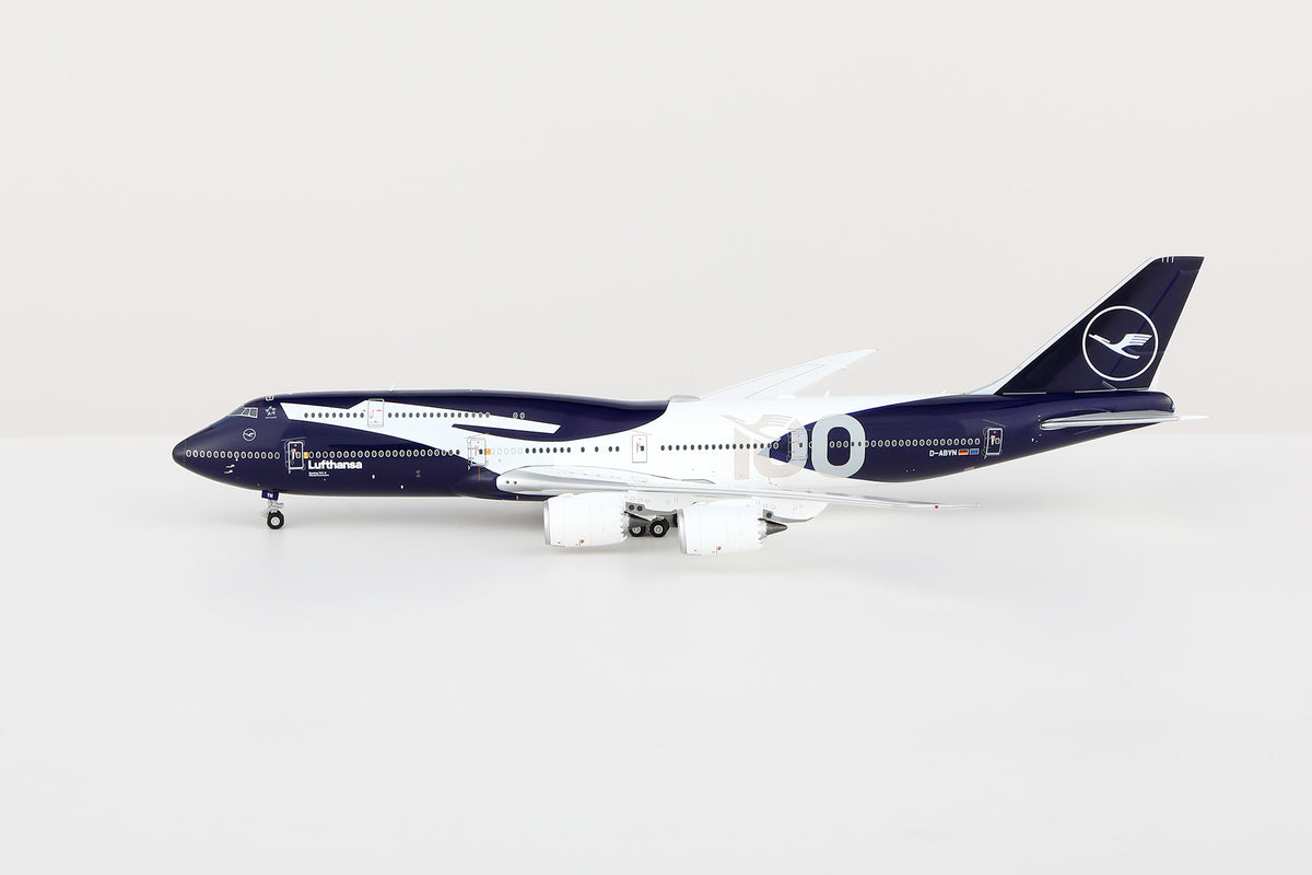 1/400 Lufthansa B747-8 D-ABYN "100th"Anniversary B631102F Flaps Down - image 1