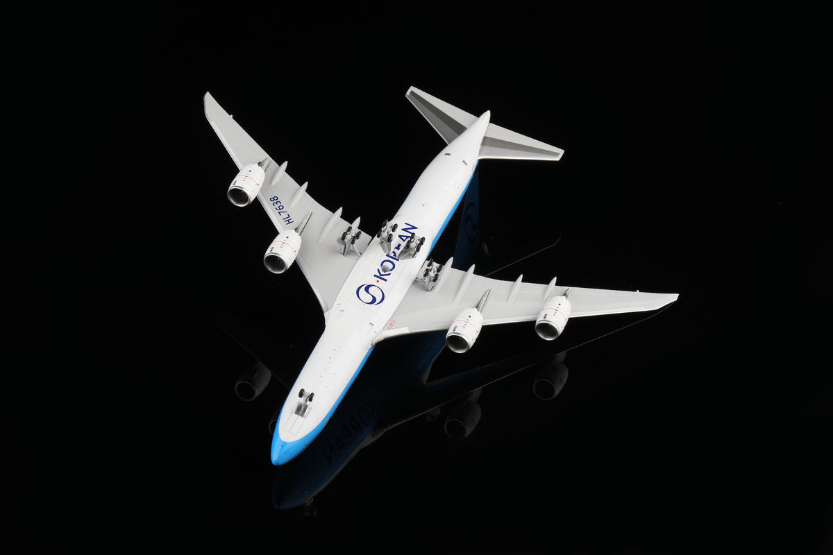 1/400 Korean Air Boeing B747-8 HL7638 "NEW Livery" B631202 - image 9