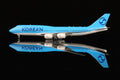 1/400 Korean Air Boeing B747-8 HL7638 "NEW Livery" B631202F Flaps Down - image 1