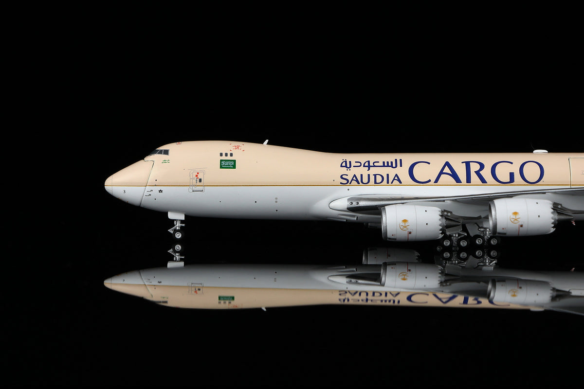 1/400 Saudi Arabian Airlines Cargo B747-8F HZ-AI3 B631601C Interactive Series - image 5