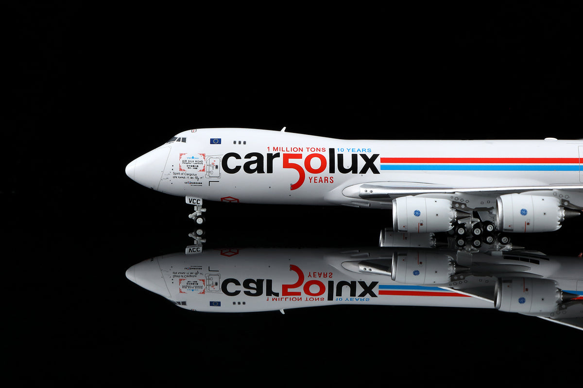 1/400 Cargolux Boeing 747-8F LX-VCC B632001 - image 4