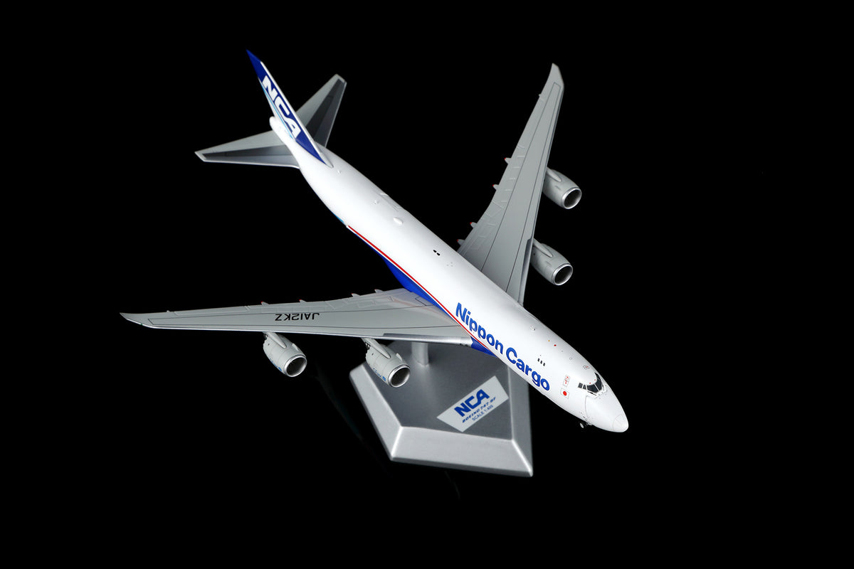 1/400 Nippon Cargo Airlines B747-8F JA12KZ B632101C Interactive Series - image 3