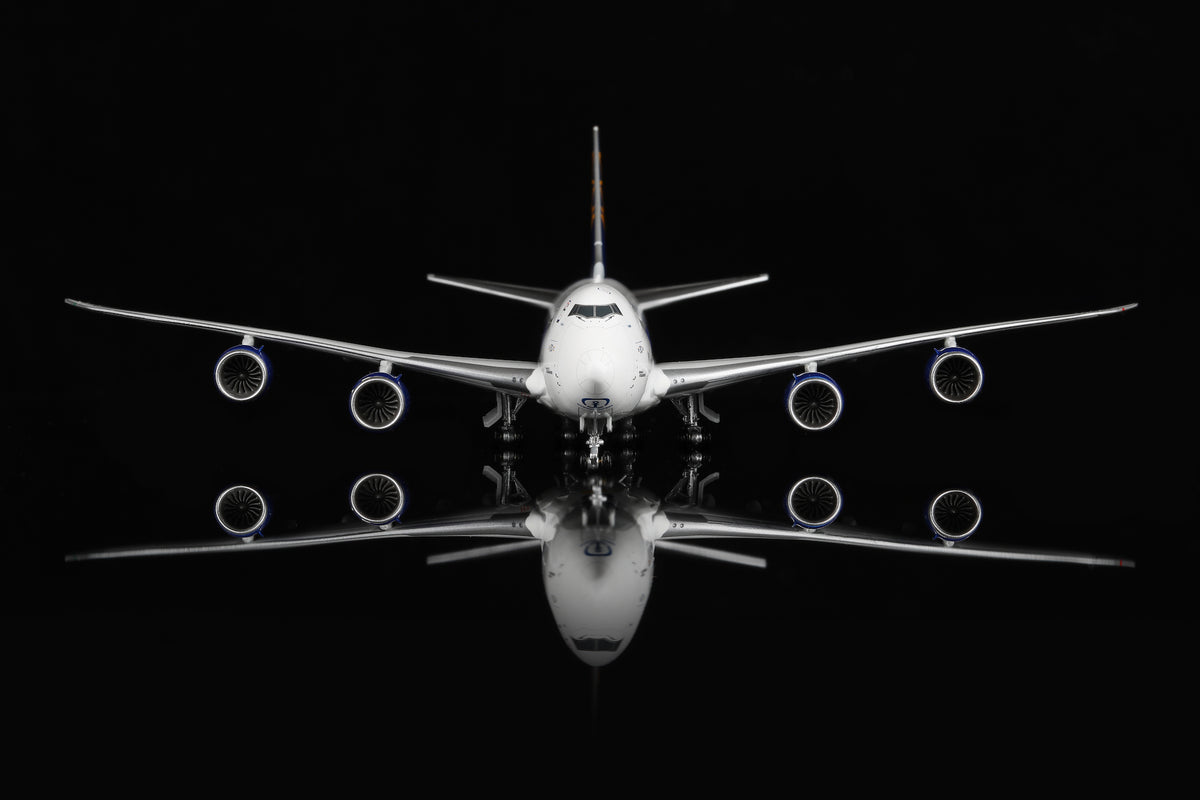1/400 Atlas Air Boeing B747-8F N862GT B632202 - image 2