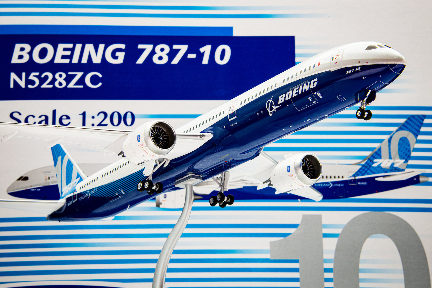 Boeing 787-10 Dreamliner Boeing House Color N528ZC diecast aircraft model