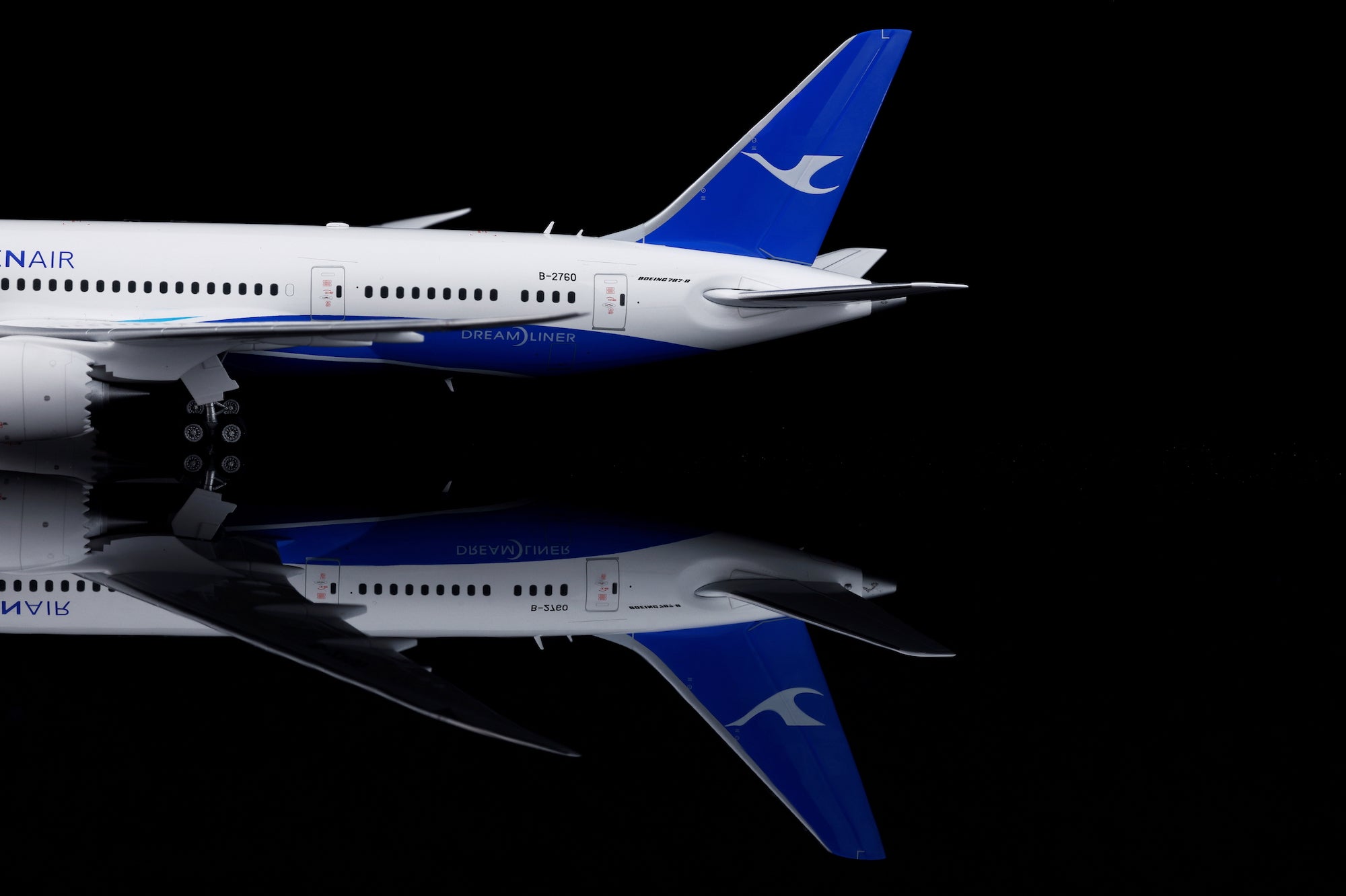 Xiamen Airlines B787-8 B-2760 diecast aircraft model