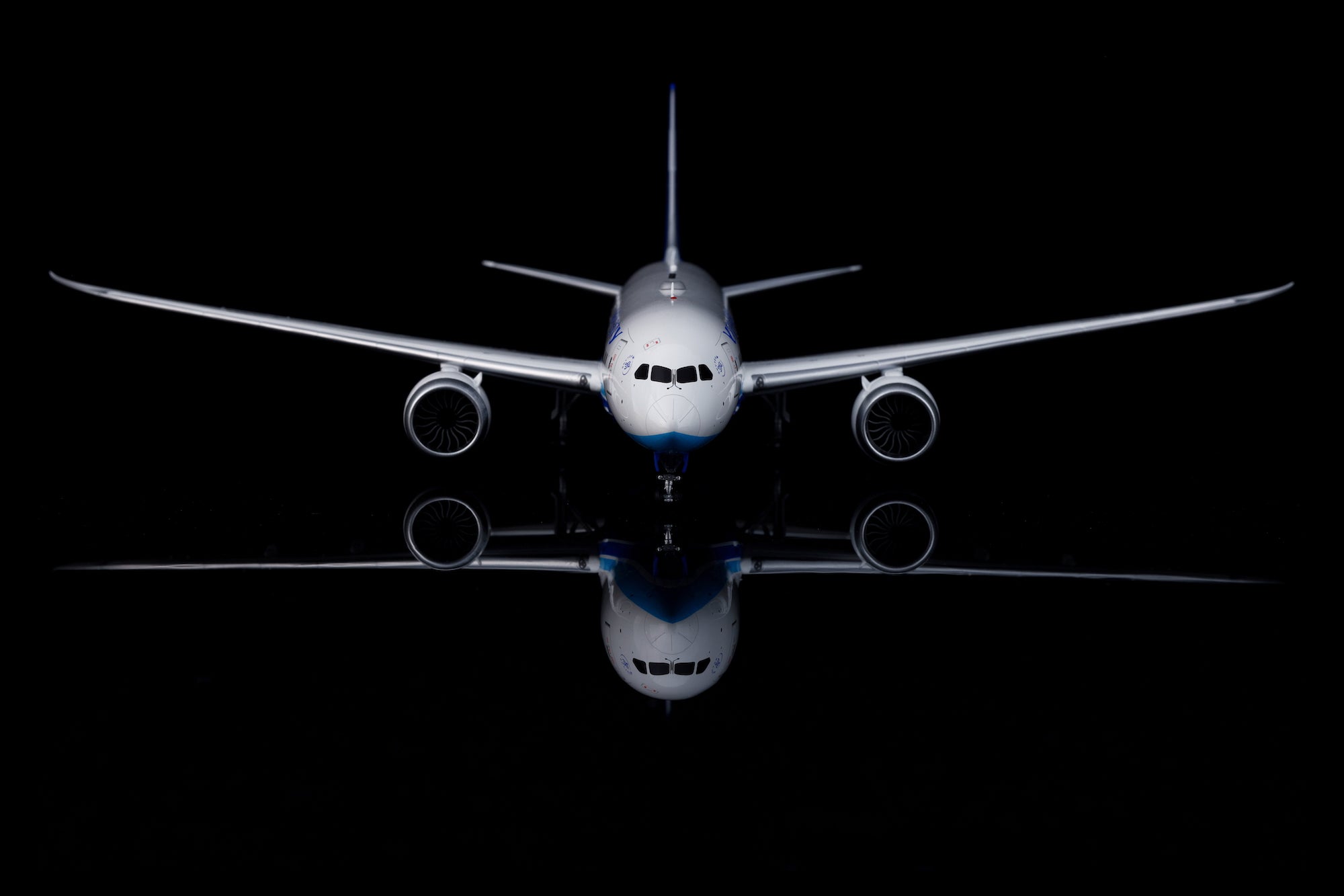 Xiamen Airlines B787-8 B-2760 diecast aircraft model