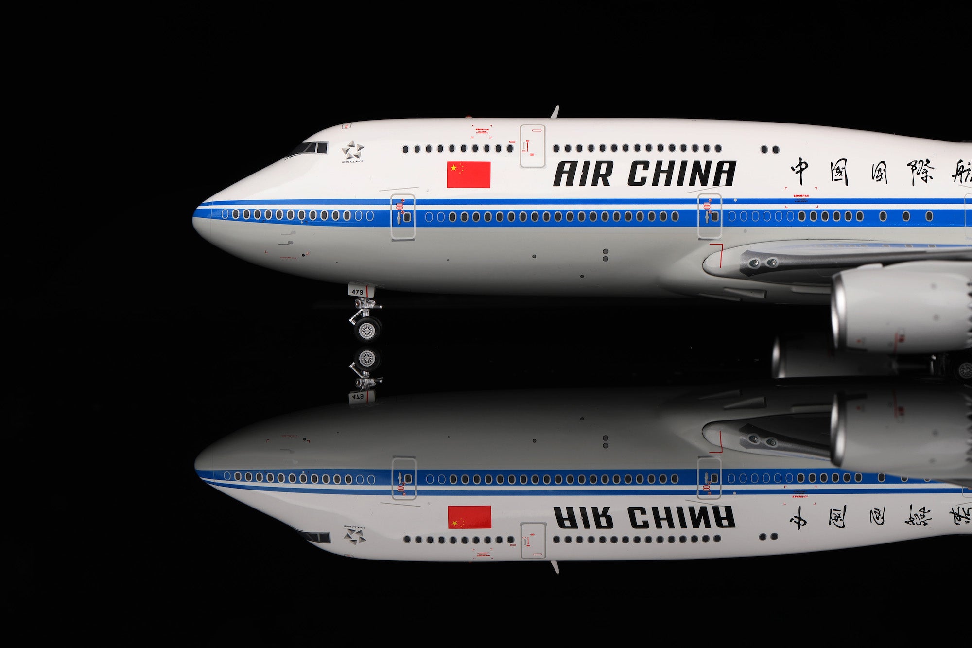 Boeing 747-8 Air China B-2479 diecast aircraft model