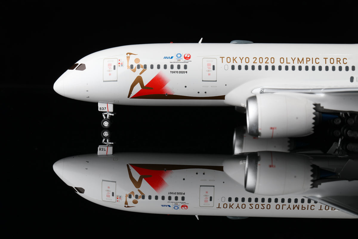 Japan Airlines B787-8 JA837J "Torch Relay" diecast aircraft model