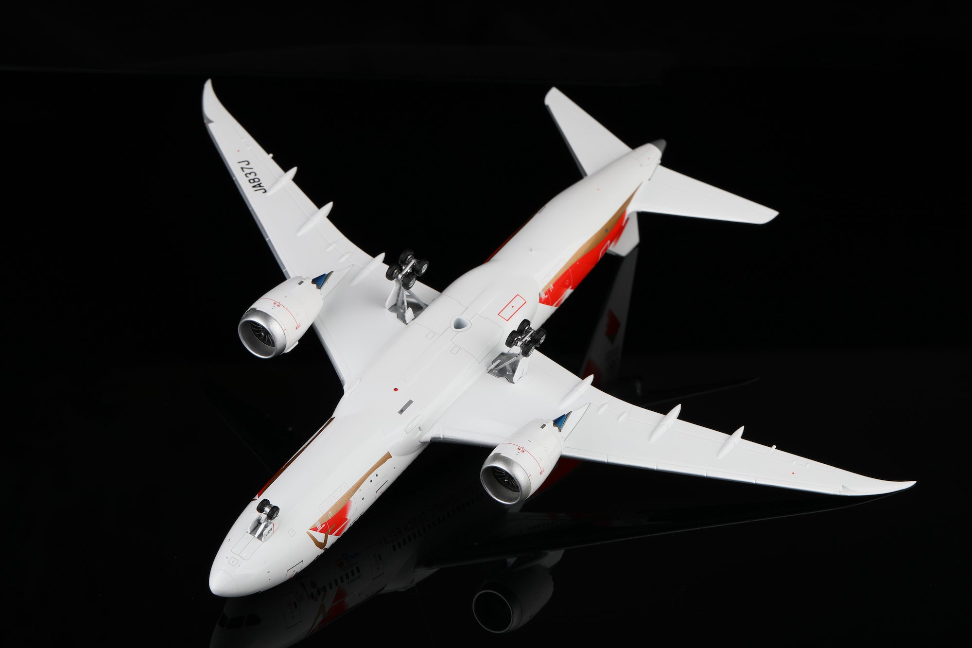 Japan Airlines B787-8 JA837J "Torch Relay" diecast aircraft model