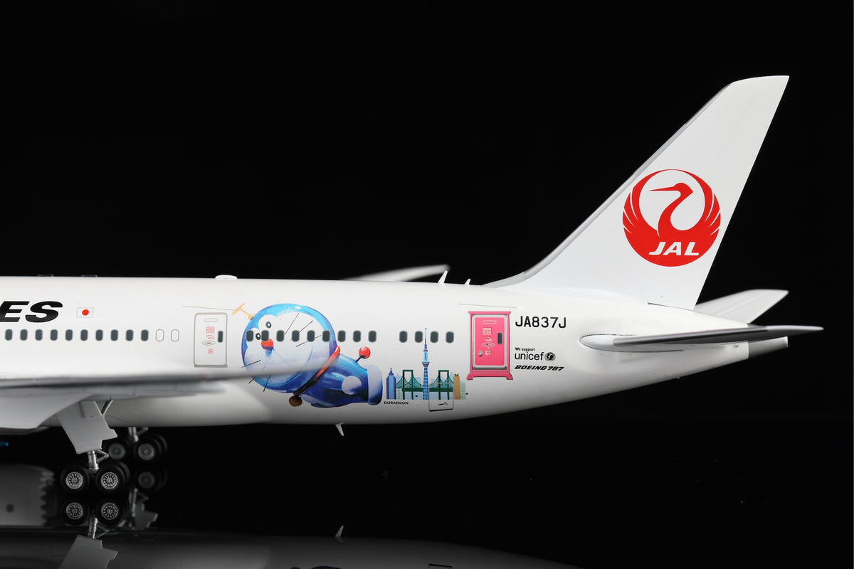 Japan Airlines B787-8 JA837J "Doraemon" diecast aircraft model
