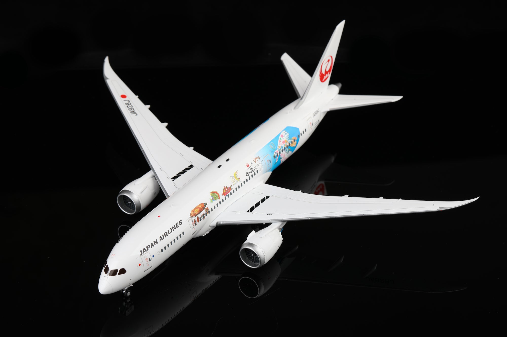Japan Airlines B787-8 JA828J "Studio Ghibli" diecast aircraft model
