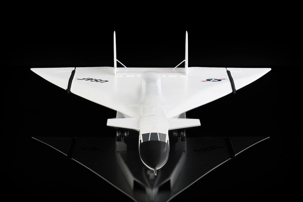 United States Air Force XB-70 20001"NASA" diecast aircraft model