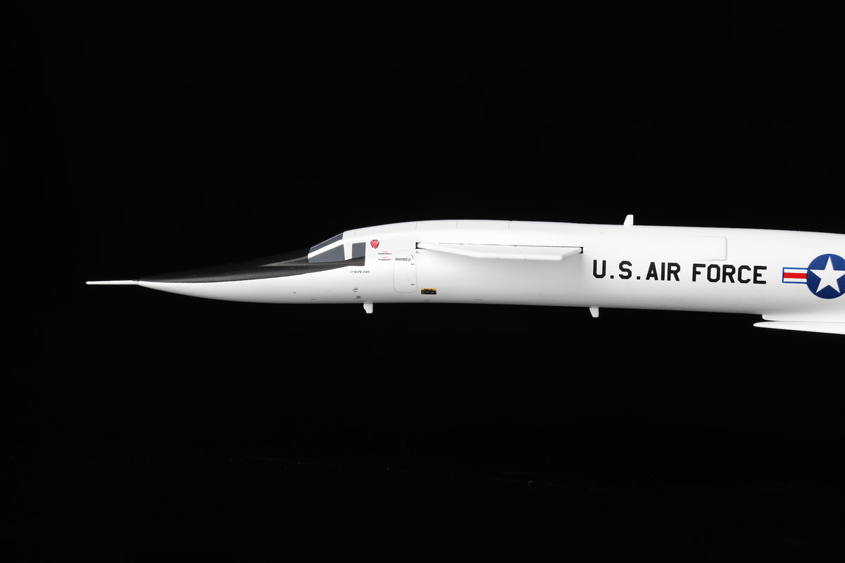United States Air Force XB-70 20001"NASA" diecast aircraft model