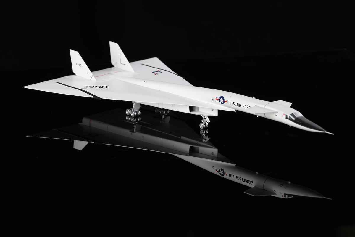 United States Air Force XB-70 20001"NASA" diecast aircraft model