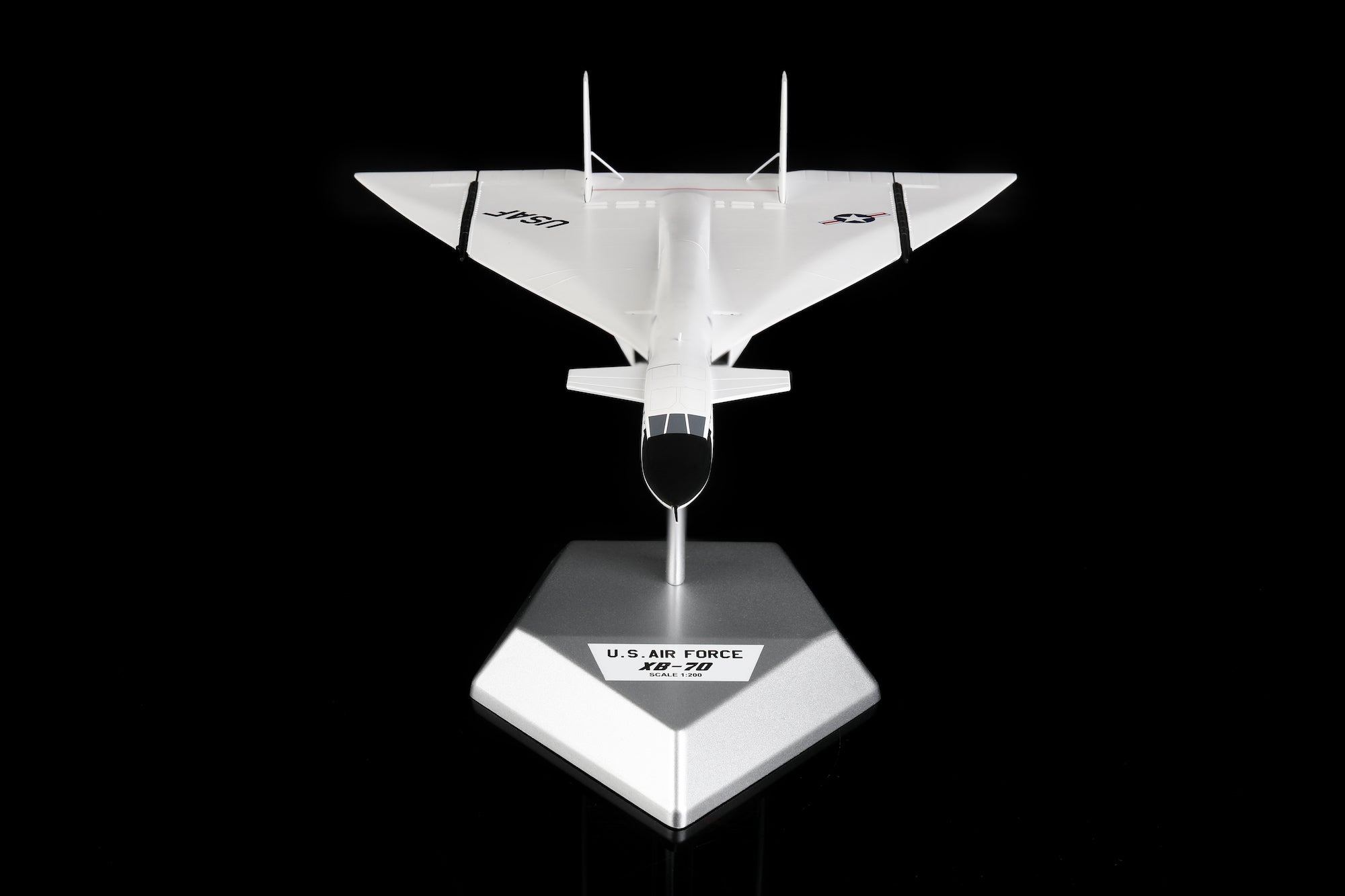 United States Air Force XB-70 20001"NASA" diecast aircraft model