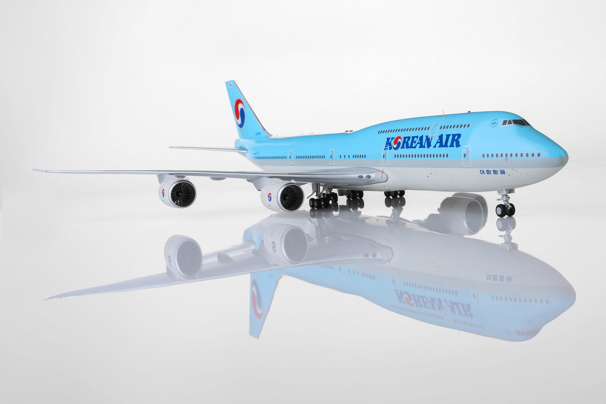 Korean Air B747-8 HL7633 diecast aircraft model