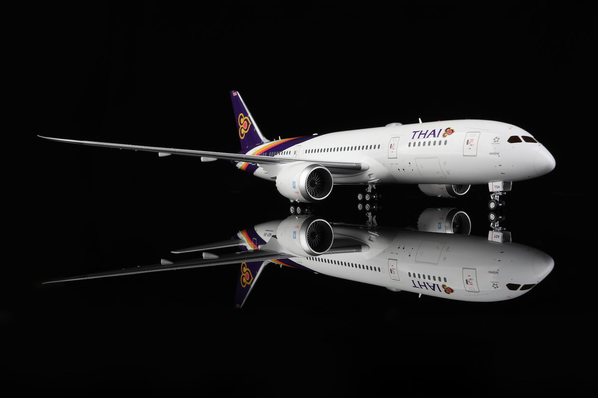 Thai Airways B787-8 HS-TQA diecast aircraft model