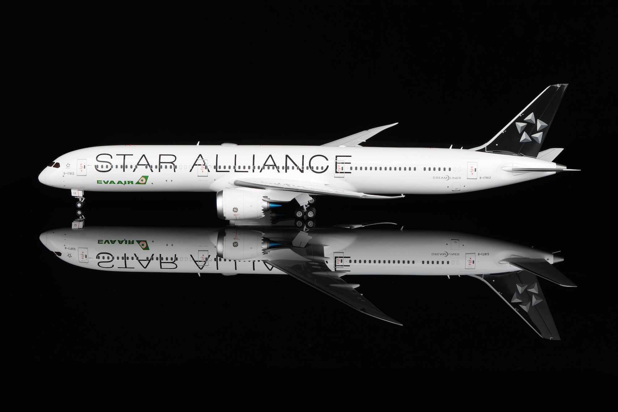 EVA Air B787-10 B-17812 "star Alliance Livery" diecast aircraft model