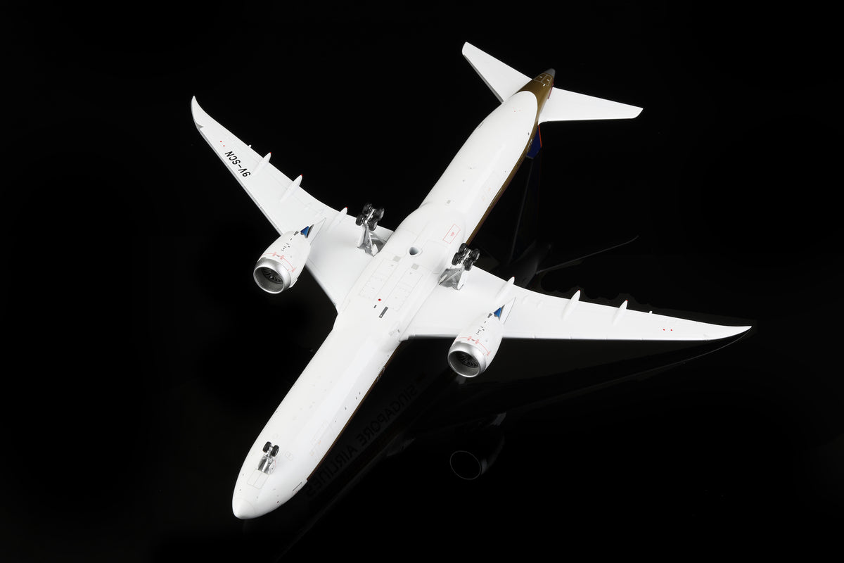 Singapore Airlines B787-10 9V-SCN diecast aircraft model