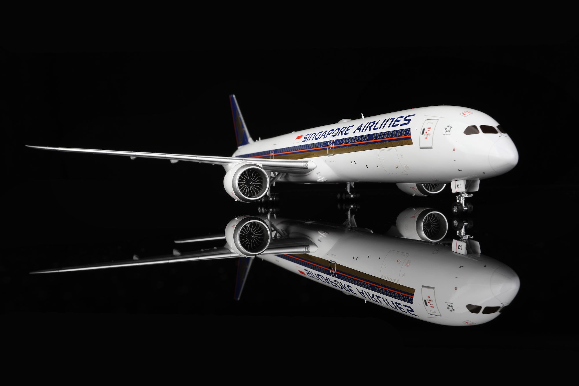 Singapore Airlines B787-10 9V-SCJ diecast aircraft model