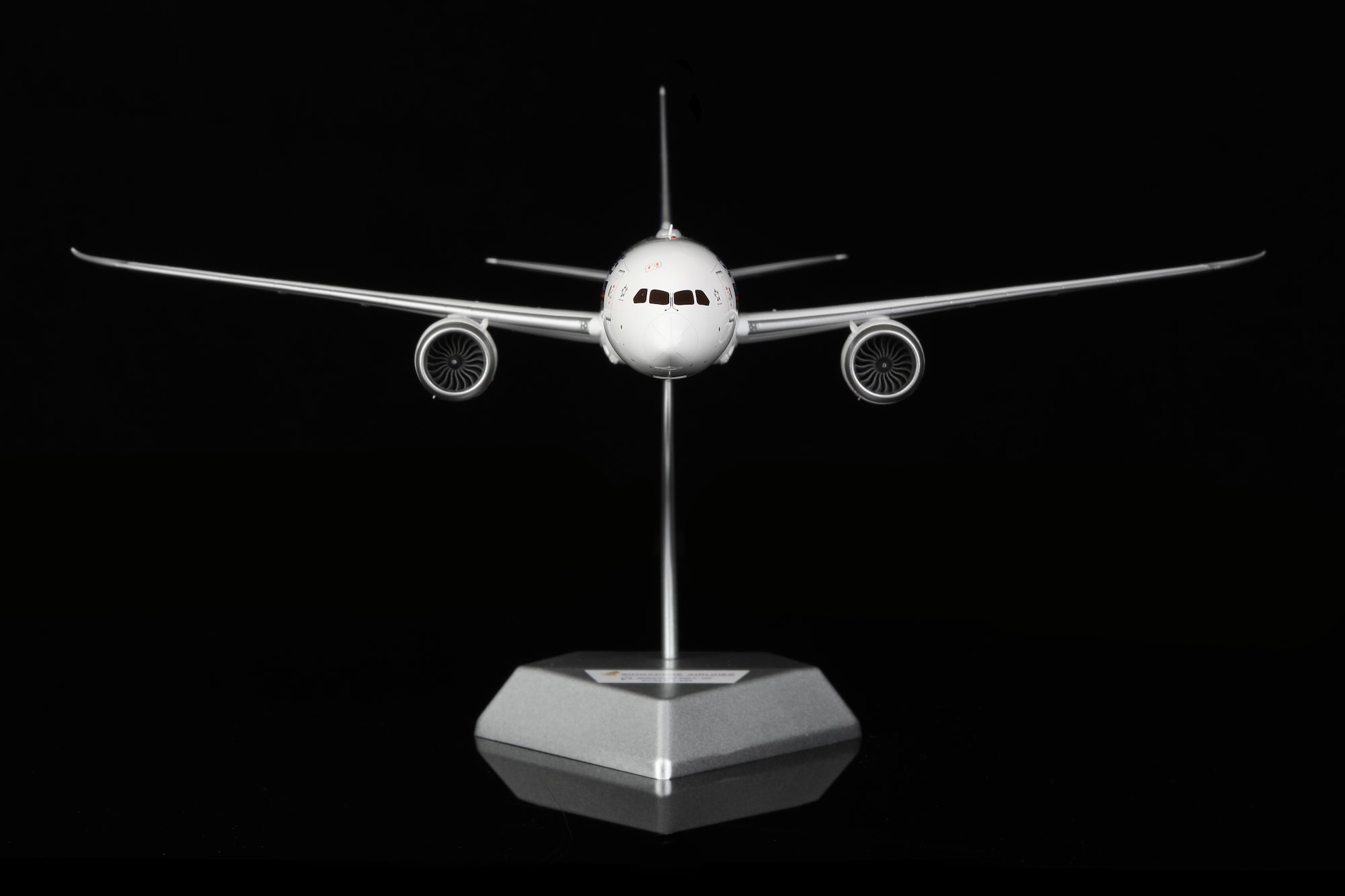 Singapore Airlines B787-10 9V-SCJ diecast aircraft model