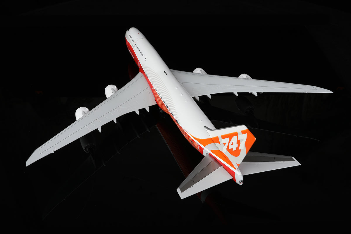 Boeing 747-8 Boeing House "Sunrise" colours N6067E diecast aircraft model