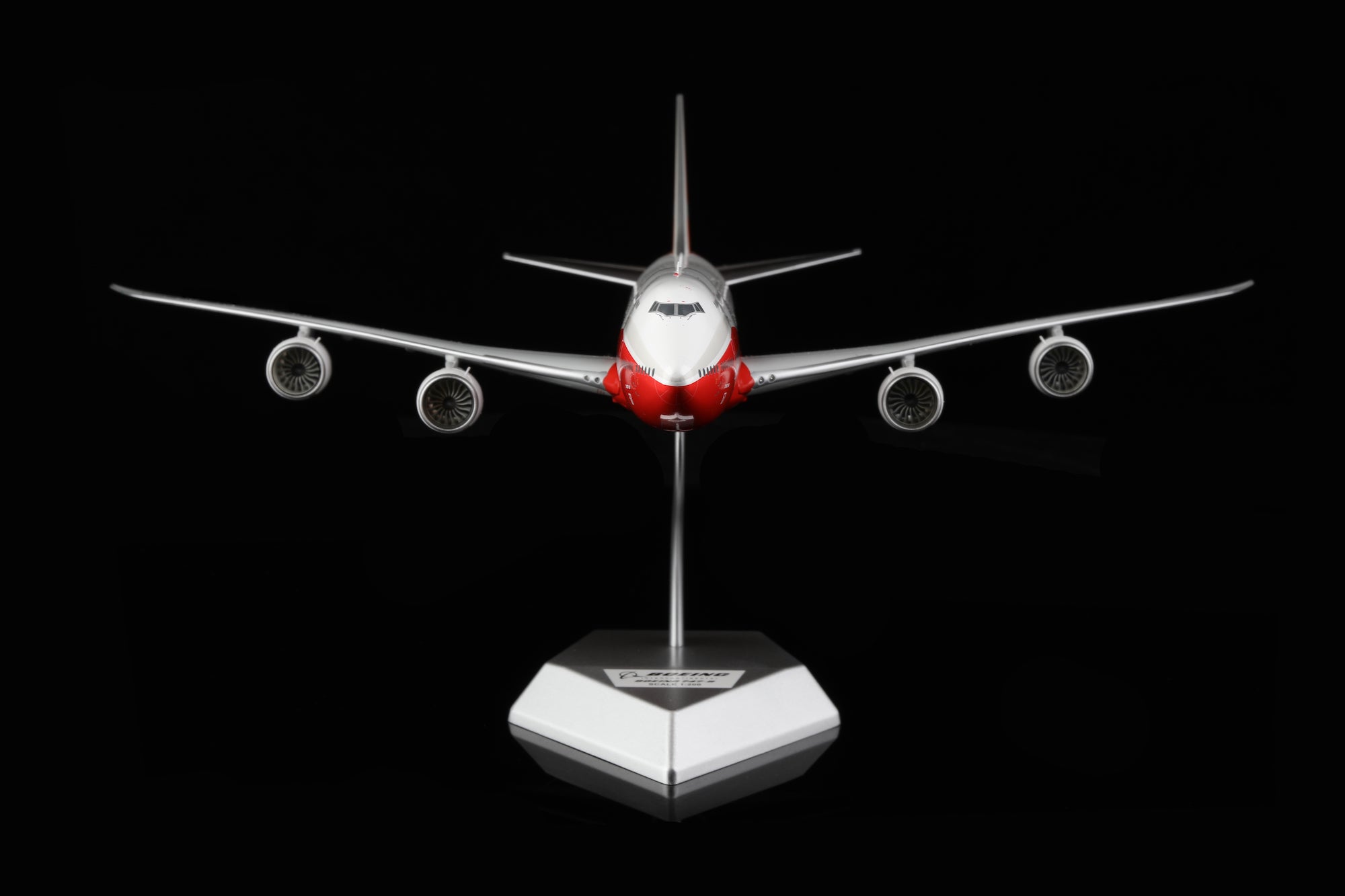 Boeing 747-8 Boeing House "Sunrise" colours N6067E diecast aircraft model