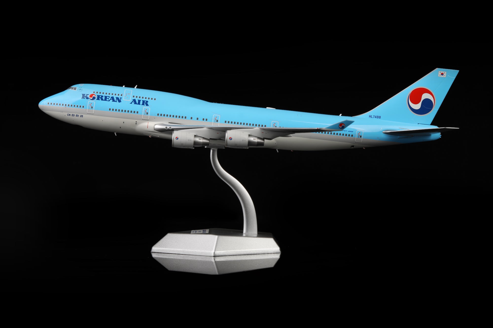 Korean Air B747-400 HL7488 diecast aircraft model