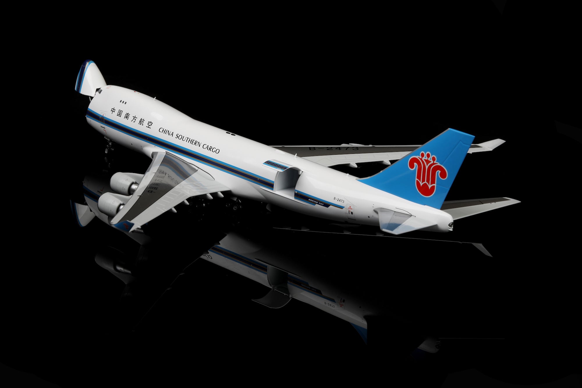 China Southern Airlines B747-400F B-2473 diecast aircraft model
