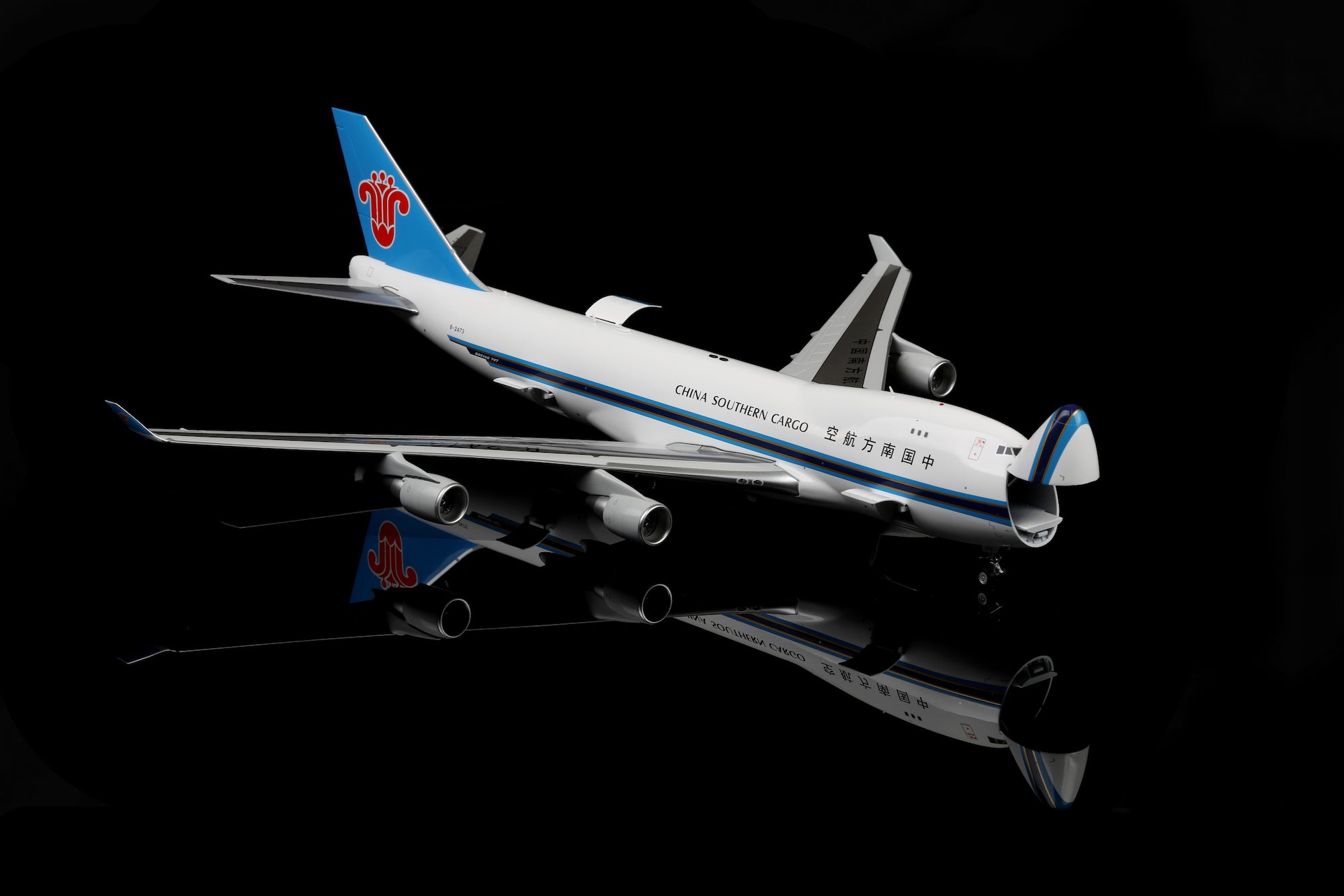 China Southern Airlines B747-400F B-2473 diecast aircraft model