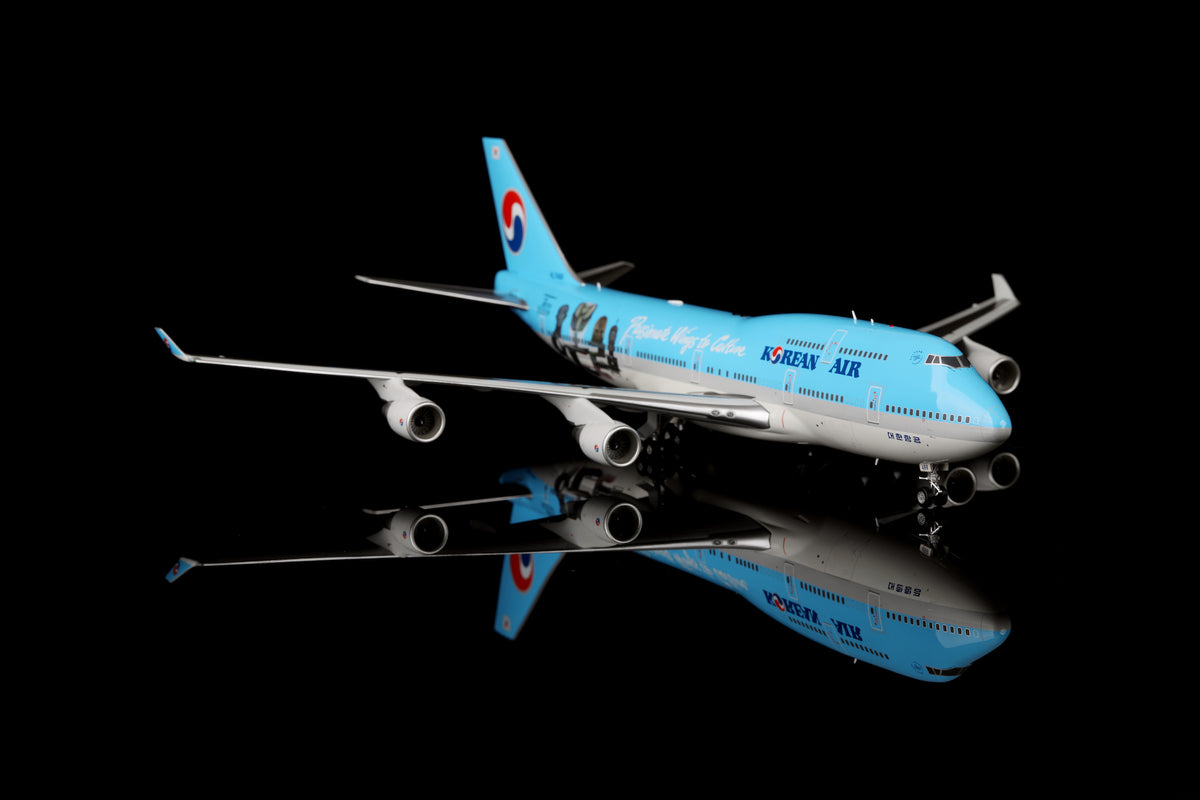 Korean Air B747-400 HL7488 "Korean Museum" diecast aircraft model