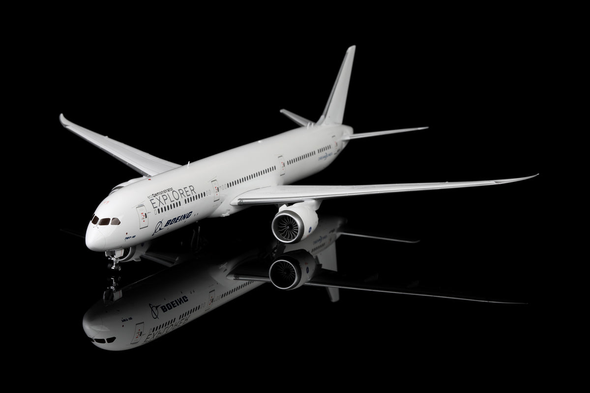 Boeing 787-10 Dreamliner Boeing House Color N829OV diecast aircraft model